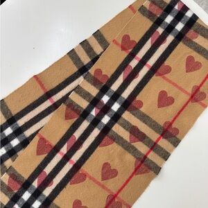 Tan Heart Print Giant Check Reversible Cashmere Scarf